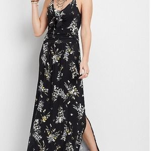Maurices floral tie front maxi dress Size Large